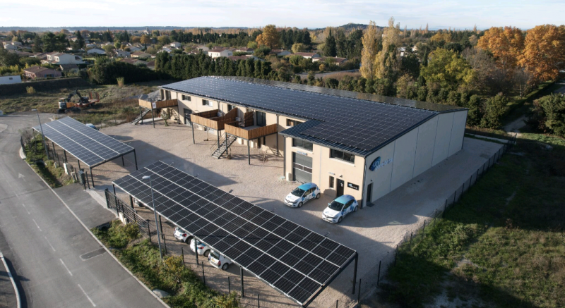 Installation toiture photovoltaïque Vaucluse ©Provence Eco Energie