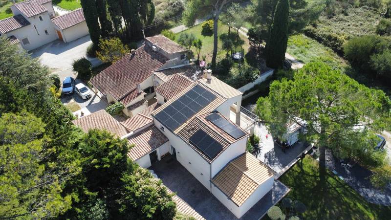 INSTALLATION D'UNE CENTRATLE PHOTOVOLTAÏQUE À VILLENEUVE-LÈS-AVIGNON